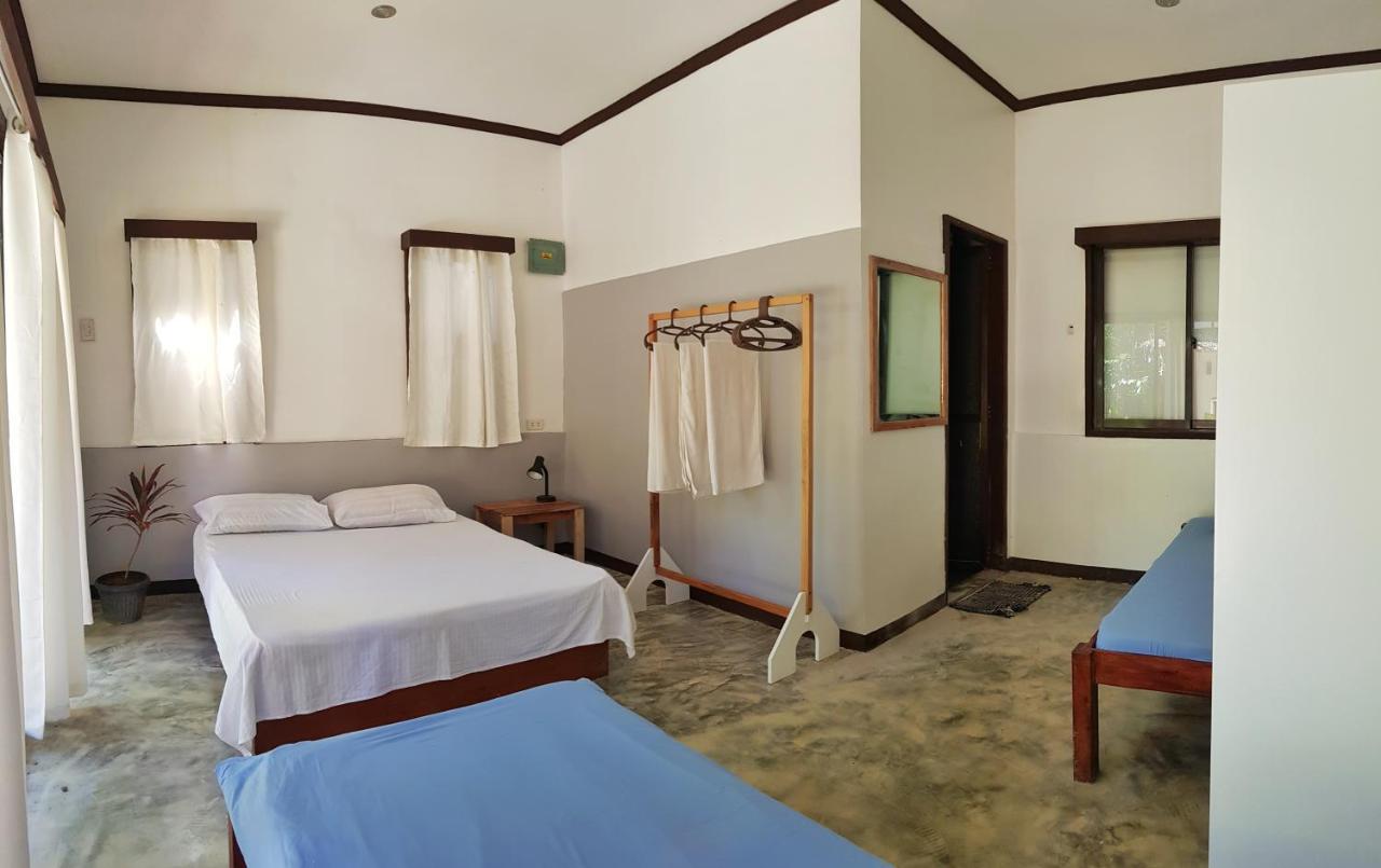 Higala Hostel Siargao 제너럴 루나 외부 사진